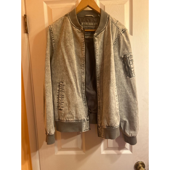 Levi Strauss & Co. Jackets & Blazers - Women’s Levi Strauss & Co. Bomber Jacket Size L Gray